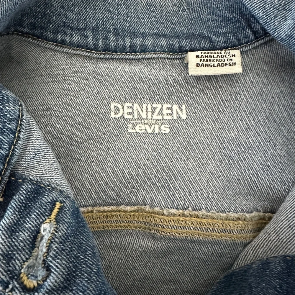 Denizen by Levi's Women's Jean Jacket - Size XS - Picture 2 of 8